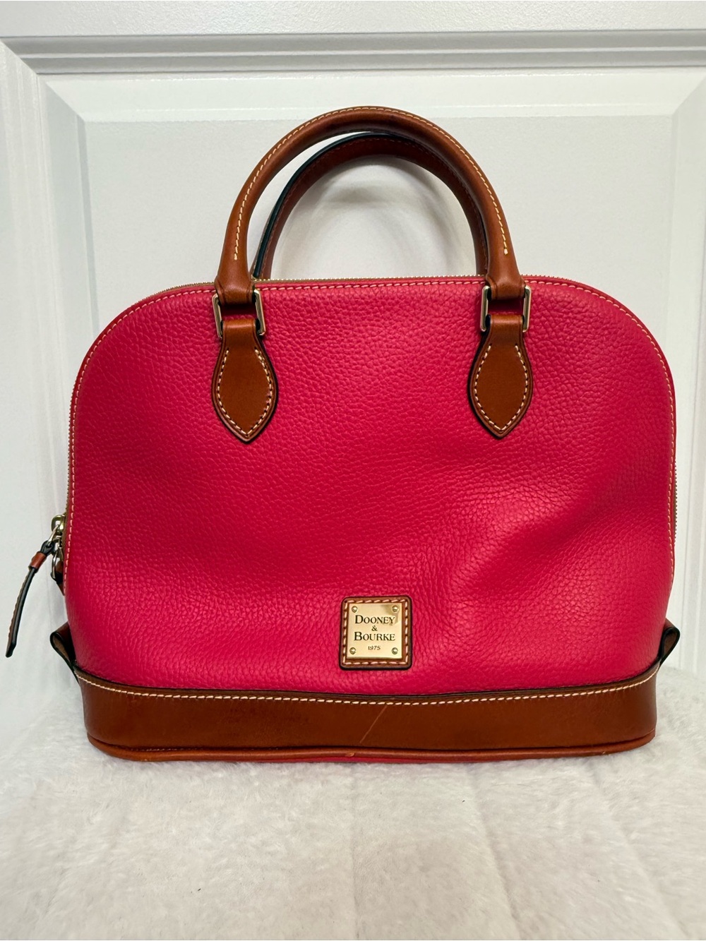 Dooney & Bourke Hot Pink Pebble Leather Domed Satchel Brown Trim Handbag Dust